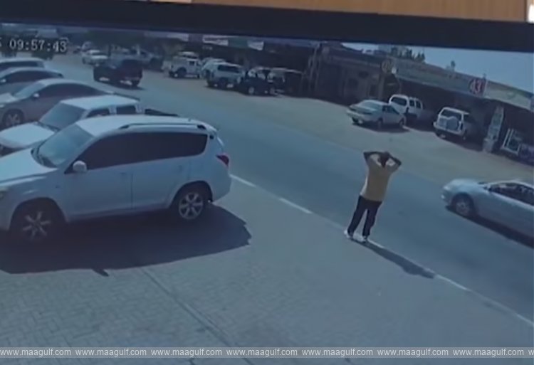 షార్జాలో సినిమా ఫక్కీలో కారు చోరీ.. దొంగ అరెస్ట్..!!